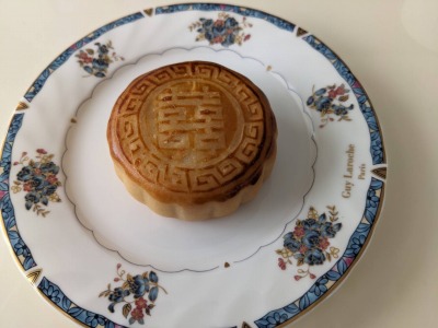 <華正樓>中秋節には月餅 横浜駅の中華菓子--華正樓 高島屋横浜店