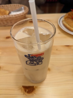 <コメダ珈琲店> ドリンク 古淵駅のカフェ--コメダ珈琲店 古淵駅前店