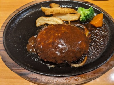 <ステーキのあさくま>あさくまハンバーグ 源道寺駅のステーキ・ハンバーグ--ステーキのあさくま 富士宮店