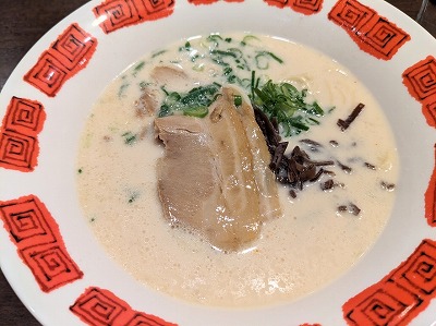 <バーミヤン>とんこつラーメン 成瀬駅の中華--バーミヤン 成瀬駅南口店