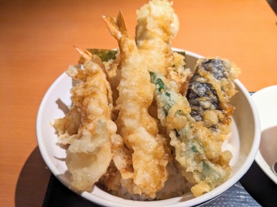 <和食さと>真穴子と海老の上天丼 上野芝駅のファミレス--和食さと 上野芝店