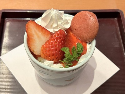 <和食さと>いちごのドルチェ 上野芝駅のファミレス--和食さと 上野芝店