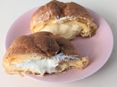 <銀座コージーコーナー>ジャンボシュークリーム 鼎駅の洋菓子--銀座コージーコーナー アピタ飯田