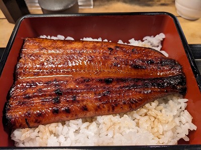 <鰻の成瀬>うな重(梅) 源道寺駅のうなぎ--鰻の成瀬 アクロスプラザ富士宮店