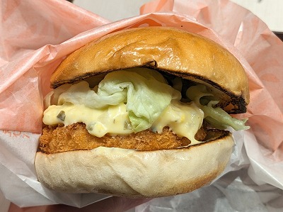 <ゼッテリア>えびバーガー 鴨宮駅のハンバーガー--ゼッテリア 小田原ダイナシティ店