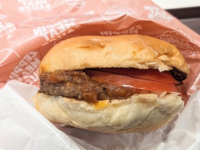 <ゼッテリア>ミートソースバーガー 鴨宮駅のハンバーガー--ゼッテリア 小田原ダイナシティ店