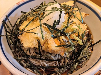 <晩鐘庵 越後>冷やし天ぷら 金沢文庫駅のそば・うどん--晩鐘庵 越後
