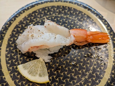 <はま寿司>赤えび 青山駅の回転寿司--はま寿司 盛岡上田店