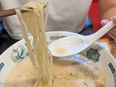 <日高屋>とんこつラーメン 東武動物公園駅周辺の中華--日高屋 エキア東武動物公園駅店