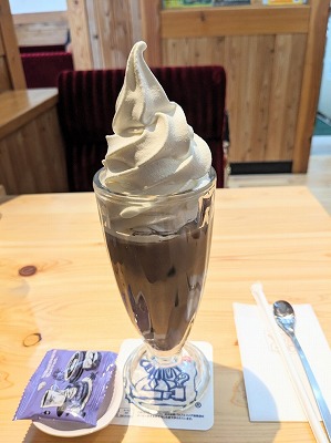 <コメダ珈琲店>デザートドリンク 西武立川駅周辺のカフェ--コメダ珈琲店 ダイエー武蔵村山店