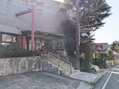 <ドルフィン>海を見ていた午後 山手駅周辺のカフェ&レストラン--ドルフィン