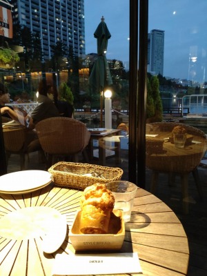 <カナルカフェ>お店の様子 飯田橋駅周辺のカフェ--カナルカフェ