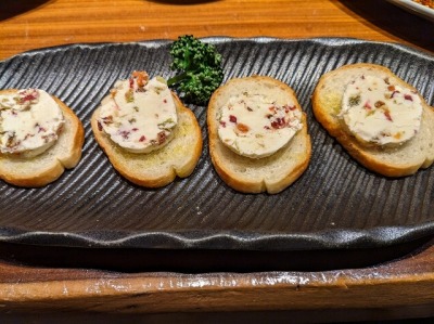 <すっとこどっこい>料理 新杉田駅の居酒屋--すっとこどっこい JR新杉田店