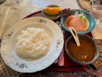 <シャンテ・ルヴォン>オリジナルカレー 河口湖駅周辺の軽食・喫茶--シャンテ・ルヴォン