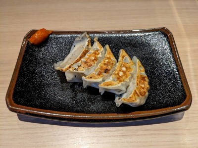 <一風堂>餃子 姫路駅のとんこつラーメン--一風堂 姫路店