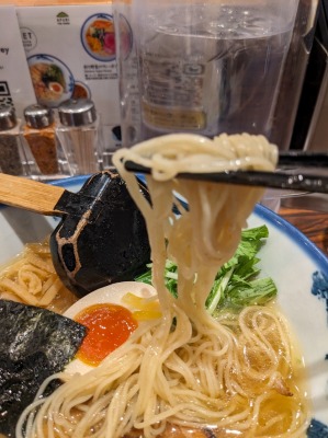 <阿夫利>柚子塩ラーメン 高輪ゲートウェイ駅周辺のラーメン--阿夫利 高輪ゲートウェイ