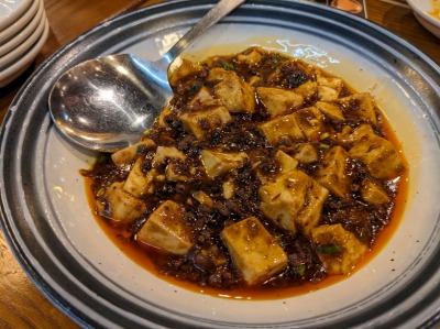 �����E���؊X�w���ӂ̒���--�ї�