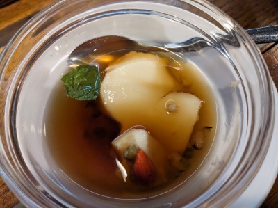 �����E���؊X�w���ӂ̒���--�ї�