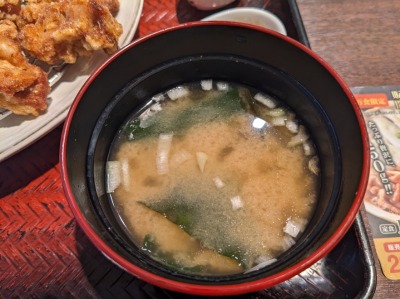 <大戸屋>香味唐揚げ定食 伏見駅の定食--大戸屋 ポーラ名古屋ビル店