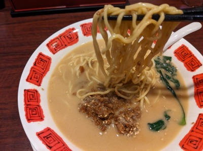 <バーミヤン>濃厚担々麺 武蔵新城駅周辺の中華--バーミヤン 川崎北見方店