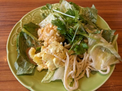 �e�����s�����O�w���ӂ̃X�e�[�L�E�n���o�[�O--�u�����R�r���[�@�e�����X