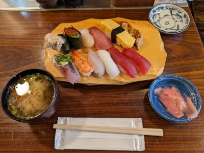 <いなせ寿司>特製にぎり 山手駅周辺の寿司--いなせ寿司 本牧店