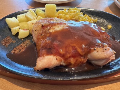 <サイゼリヤ>柔らかチキンのチーズ焼き 花小金井駅周辺のイタリアンファミレス--サイゼリヤ 花小金井店