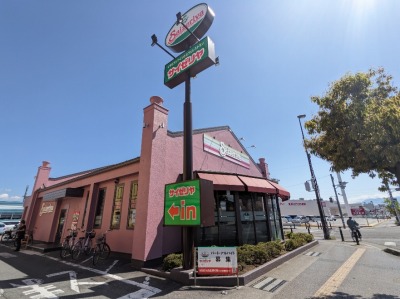 �b��Z�g�w���ӂ̃C�^���A���t�@�~���X--�T�C�[�����@�b�{�A���v�X�ʂ�X