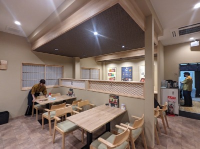 <鰻の成瀬>お店外観 河口湖駅周辺のうなぎ--鰻の成瀬 フォレストモール富士河口湖店