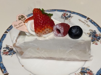 <ボン・コアン>ショートケーキ 上永谷駅のケーキ--ボン・コアン