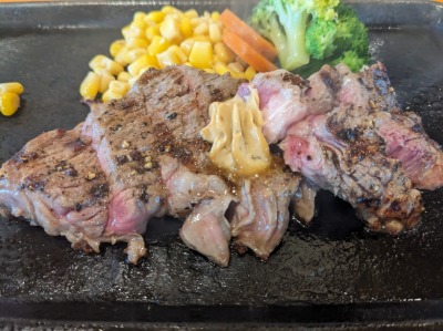 <いきなりステーキ>赤身!肩ロースステーキ 南林間駅周辺のステーキ--いきなりステーキ イオンモール座間店
