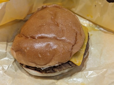 <ロッテリア>絶品チーズバーガー 野幌駅のハンバーガー--ロッテリア イオンタウン江別店