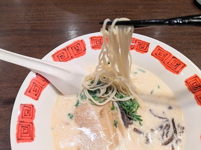 <バーミヤン>とんこつラーメン 武蔵新城駅周辺の中華--バーミヤン 川崎北見方店