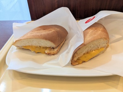 <ドトールコーヒーショップ>ツナチェダーチーズ 洗足駅のカフェ--ドトールコーヒーショップ 洗足駅前店