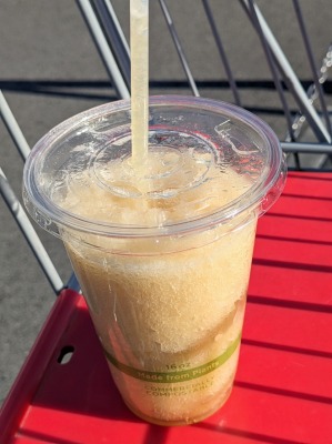 <コストコホールセール>フードコート 新三郷駅周辺の倉庫型販売店--コストコホールセール 新三郷倉庫店