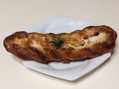 <ポンパドウル>各種パン 新横浜駅周辺のパン屋さん--ポンパドウル 新横浜店