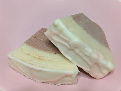<柳月>三方六(春がさね) 野幌駅のケーキ--柳月 スーパーアークス野幌店