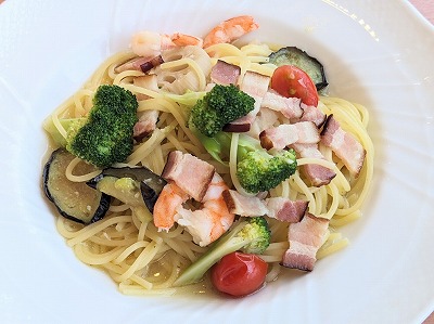 ��q�ʐ�w���ӂ̃t�@�~���X�E�P�[�L--�s��ƃ��X�g�����@���c�J�m�X