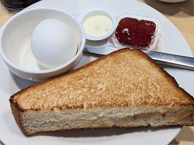 <ジョナサン>ライトモーニングセット 武蔵新城駅周辺のファミレス--ジョナサン 武蔵新城店