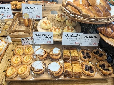 <リヨンメルシー>メロンパン 西小山駅周辺のパン屋さん--リヨンメルシー