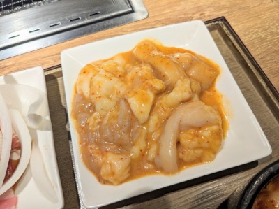 <焼肉ライク>牛バラホルモンセット 鶴橋駅の焼肉--焼肉ライク 近鉄鶴橋駅前店