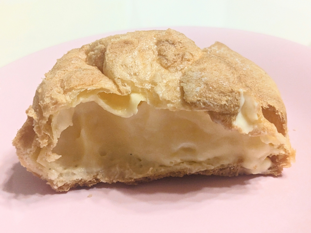 <ビアードパパ>パイシュークリーム 宇都宮大学陽東キャンパス駅のシュークリーム--ビアードパパ ベルモ―ル宇都宮店