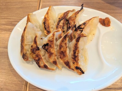 <一風堂>餃子 南富山駅のとんかつラーメン--一風堂 富山店