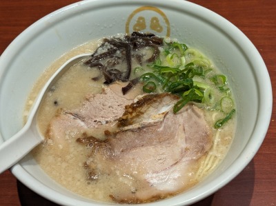 <TOKYO豚骨BASE>豚骨 大崎駅周辺の豚骨ラーメン--TOKYO豚骨BASE 大崎