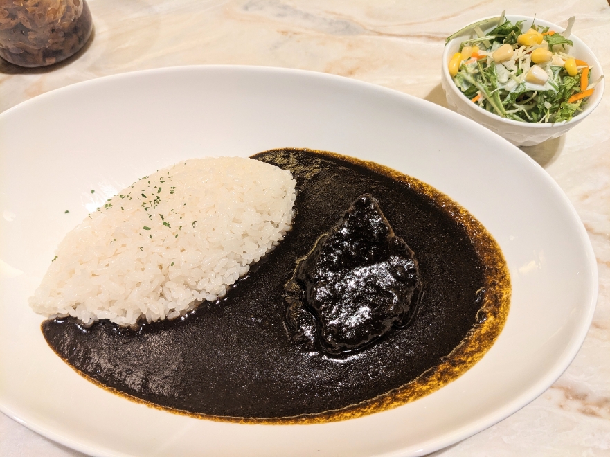 <ボングー>贅沢ビーフカレー 新宿駅周辺のカレー--ボングー NEWoMan新宿店