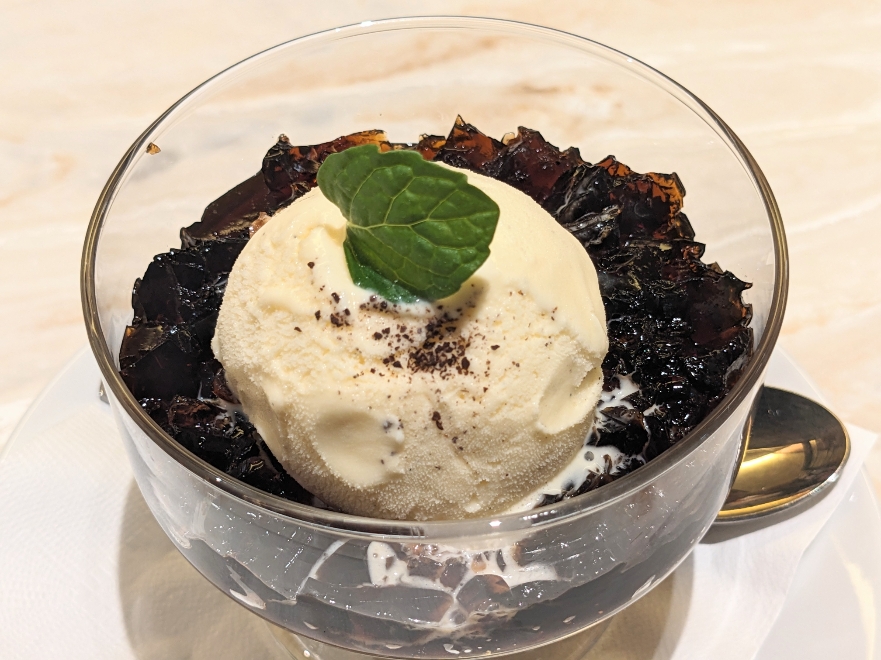 <ボングー>デザート 新宿駅周辺のカレー--ボングー NEWoMan新宿店