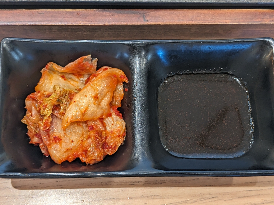 <牛角焼肉食堂>ホルモン・ハラミ焼き定食 苫小牧駅周辺の焼肉定食--牛角焼肉食堂 イオンモール苫小牧店