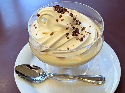 �H�t���w���ӂ̃J�t�F--�J�t�F�E�x���[�`�F�@�H�t���w�O�L��X