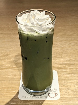 <むさしの森珈琲>アイス抹茶ラテ 研究学園駅周辺のカフェ--むさしの森珈琲 イーアスつくば店