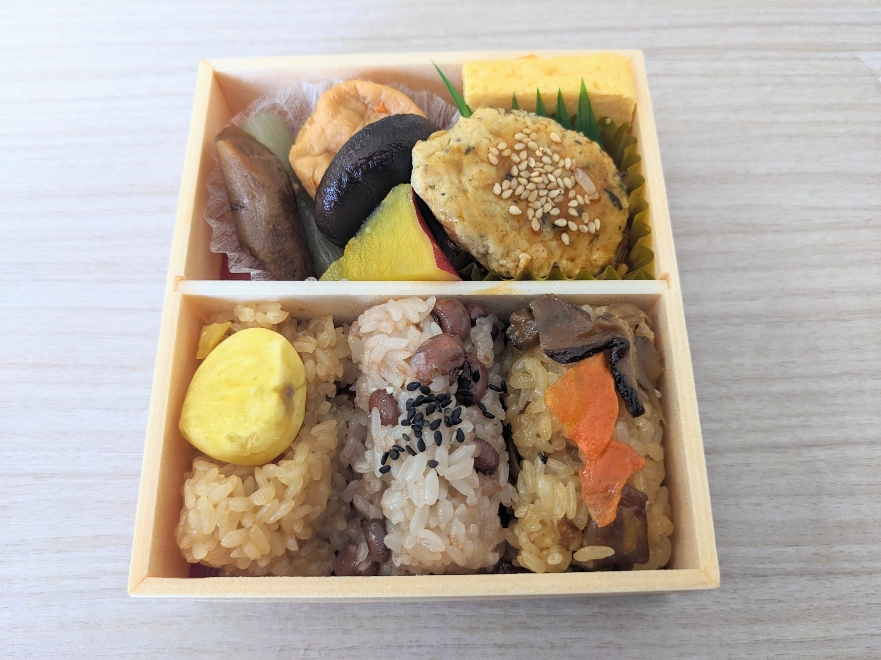 <おこわ米八>手のひら弁当<豆腐ハンバーグ> 札幌駅周辺のおこわ--おこわ米八 大丸札幌店